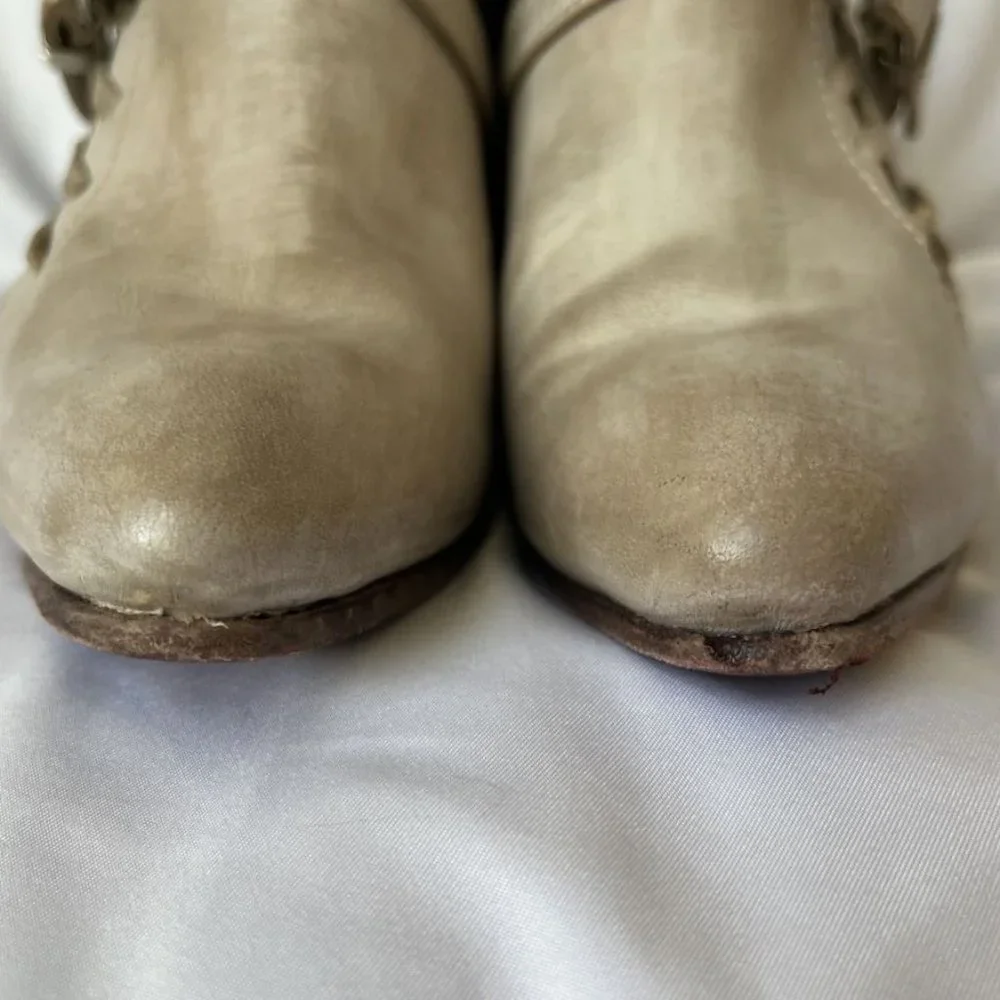 Freebird Jerome Size 9 Beige Ankle Bootie - Picture 10 of 16